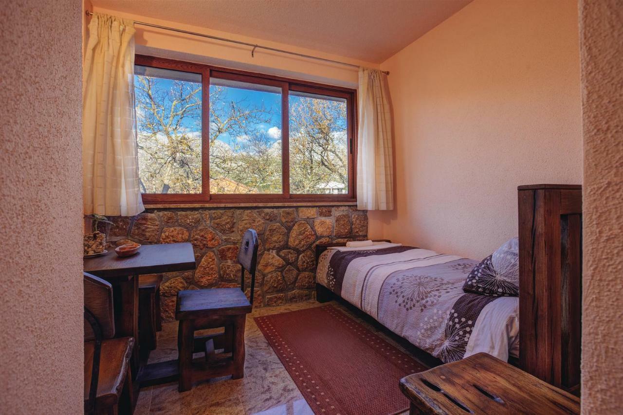 Apartmani I Sobe Dinko Starigrad Paklenica Extérieur photo